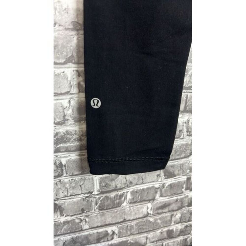 Lululemon - Picture 4 of 7